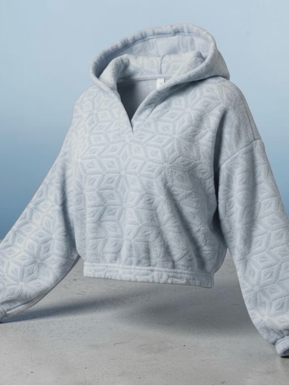 Tranquil & True Cropped Fleece Hoodie S Gray Blue Embossed Snowflake K116